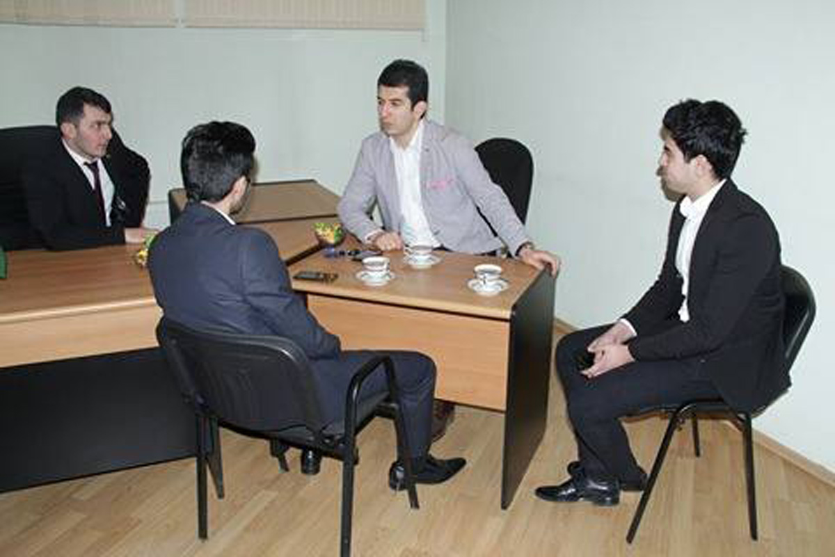 Телеведущий Салех Багиров провел интересный семинар для студентов (ФОТО)