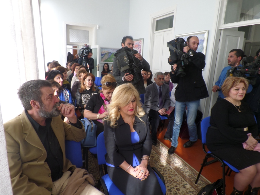 Карикатуры Саттара Бахлулзаде - новый каталог (ФОТО)