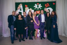 В Баку прошел звездный романтический вечер "Друзьям с любовью" (ФОТО)