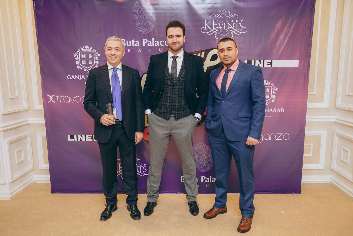 В Баку прошел звездный романтический вечер "Друзьям с любовью" (ФОТО)