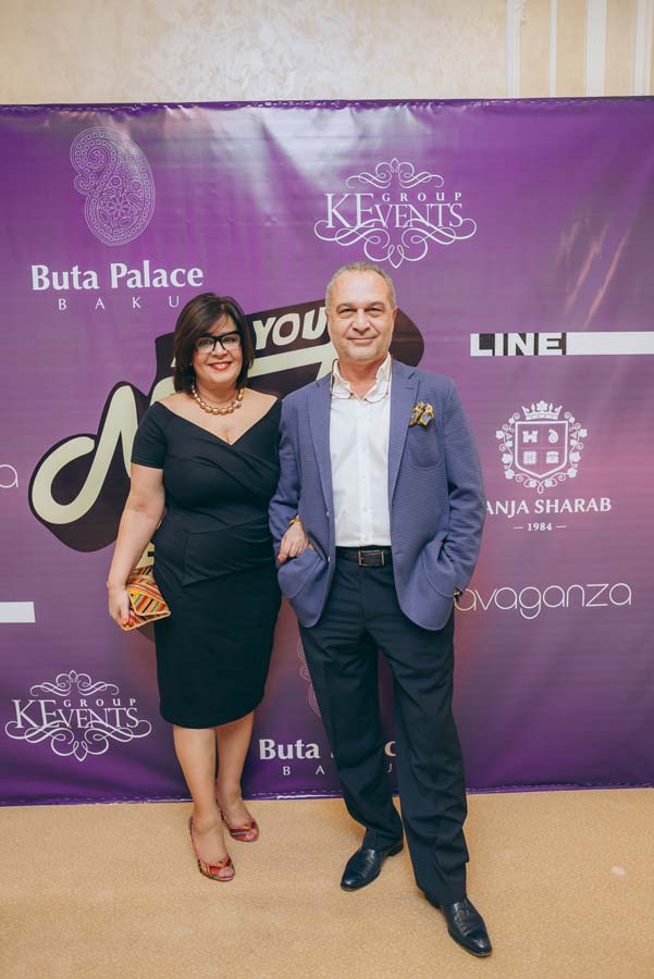 В Баку прошел звездный романтический вечер "Друзьям с любовью" (ФОТО)