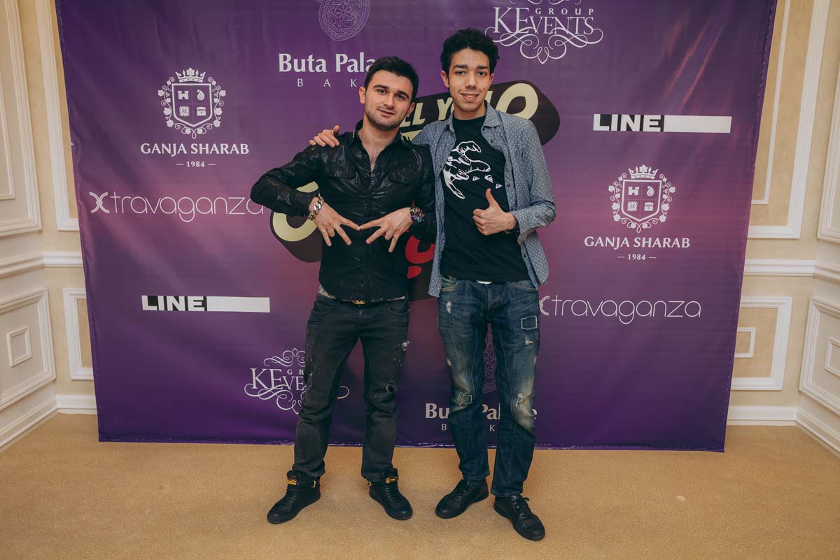 В Баку прошел звездный романтический вечер "Друзьям с любовью" (ФОТО)