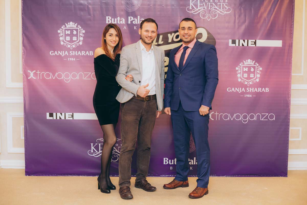 В Баку прошел звездный романтический вечер "Друзьям с любовью" (ФОТО)