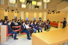 В Азербайджане стартовал интересный проект для молодежи – путь к успеху (ФОТО)