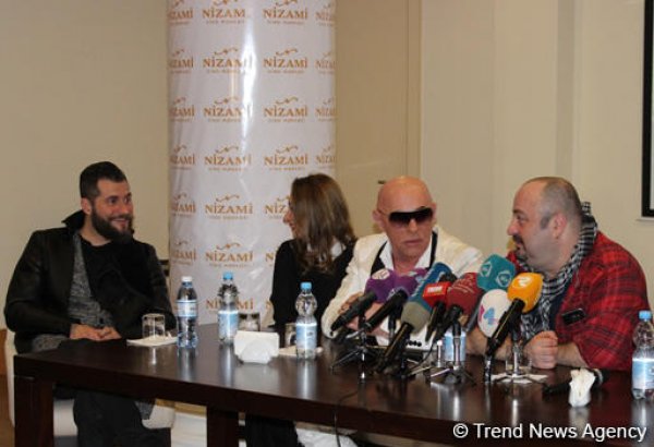 "Робинзон и девять Пятниц": пресс-конференция в Баку (фото)