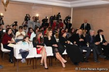 "Робинзон и девять Пятниц": пресс-конференция в Баку (фото)