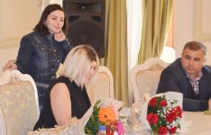 В Союзе писателей Азербайджана презентована книга Севиндж Сафаровой "Грех" (ФОТО)
