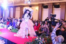 Начало весны в Баку отметили красочным модным дефиле (ФОТО)