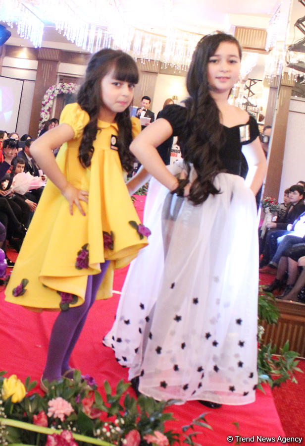 Начало весны в Баку отметили красочным модным дефиле (ФОТО)