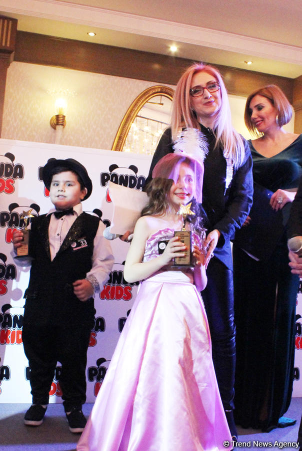 Начало весны в Баку отметили красочным модным дефиле (ФОТО)