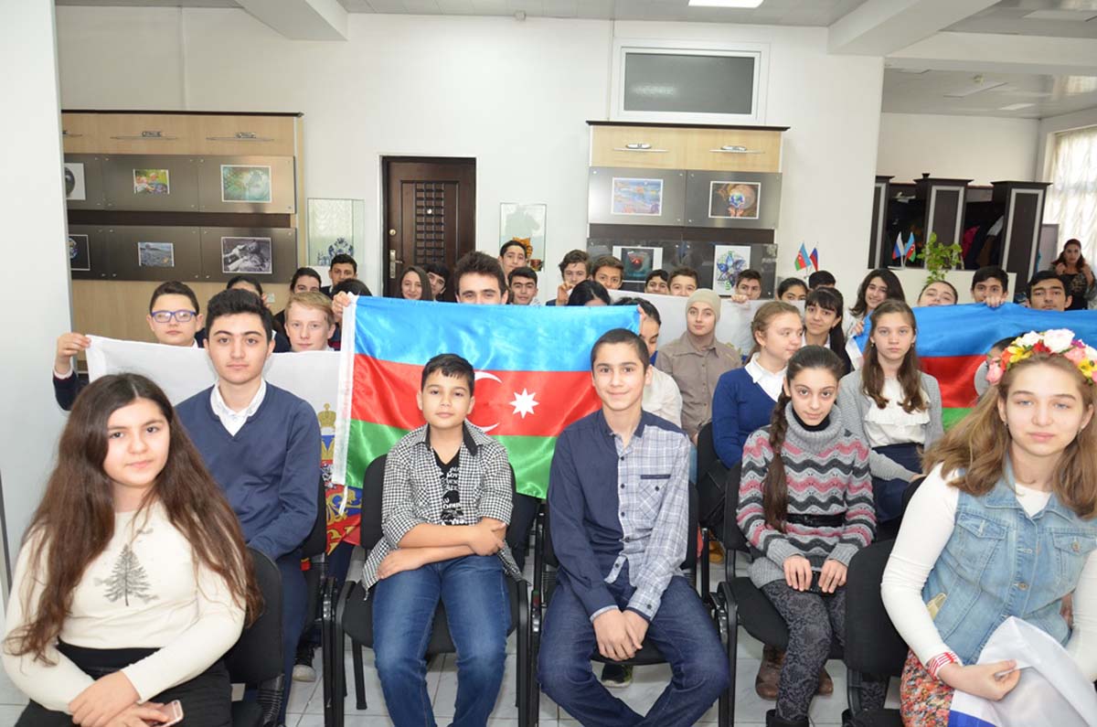 "Перекличка городов Азербайджана и России" – видеомост (ФОТО)