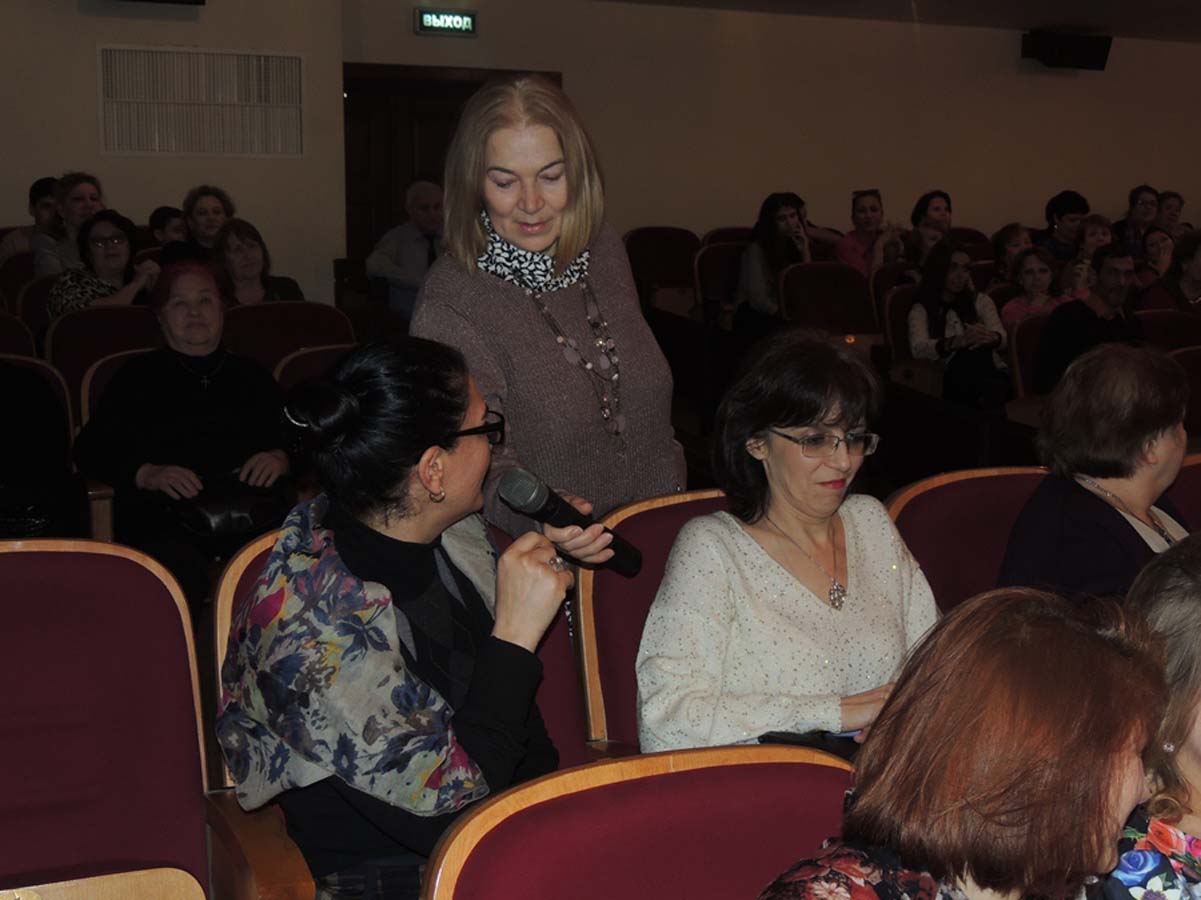 Бакинские зрители вступили в диалог с известными актерами (ФОТО)