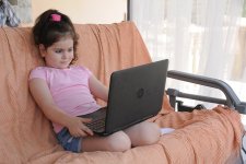 Гамида Омарова и Оксана Расулова приготовили сюрприз на 8 марта (ВИДЕО, ФОТО)