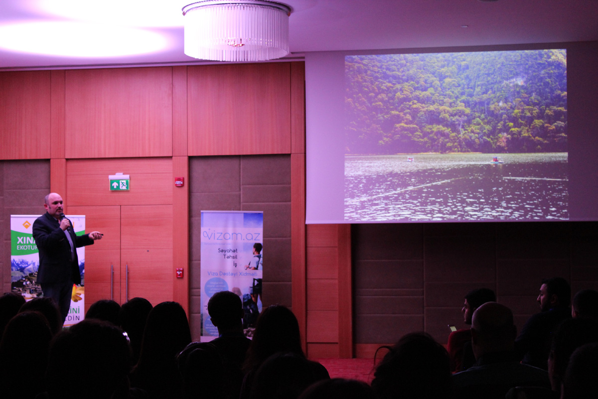 Путешествие азербайджанцев от Непала до Папуа за 3 часа (ФОТО)