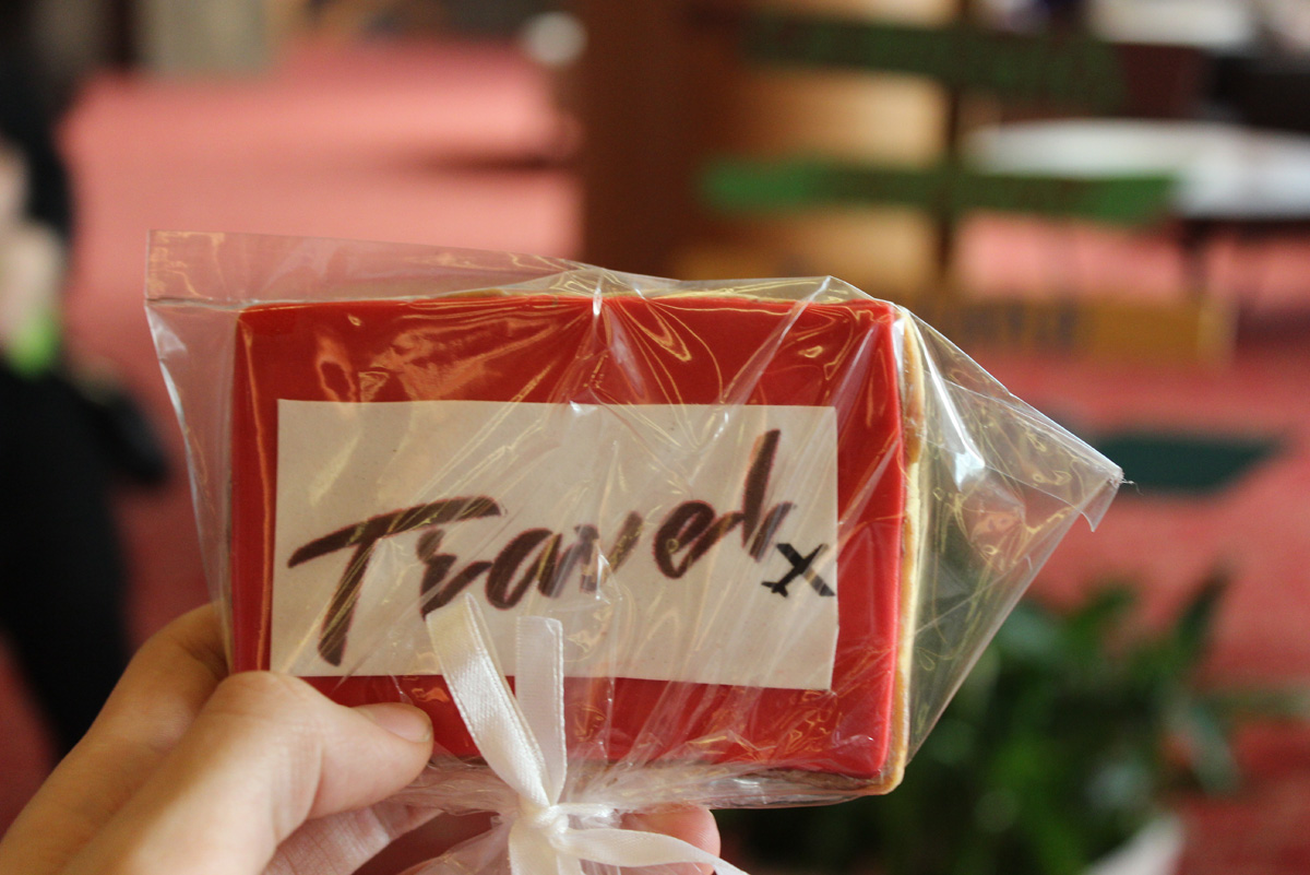 Путешествие азербайджанцев от Непала до Папуа за 3 часа (ФОТО)