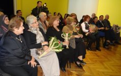 Рухангиз Гасымова встретилась с поклонниками своего творчества (ФОТО)