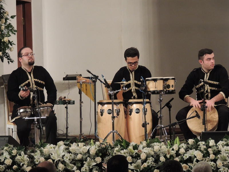 В Филармонии состоялась презентация книги о любви к Тебризу (ФОТО)