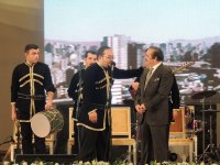 В Филармонии состоялась презентация книги о любви к Тебризу (ФОТО)