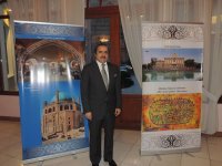 В Филармонии состоялась презентация книги о любви к Тебризу (ФОТО)