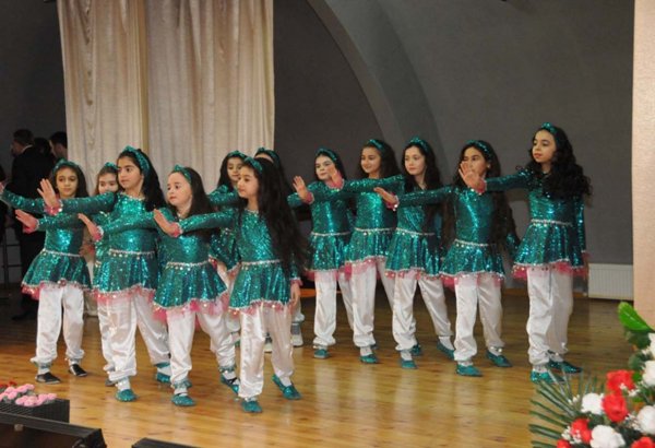 Первый шаг на сцену юных артистов (ФОТО)