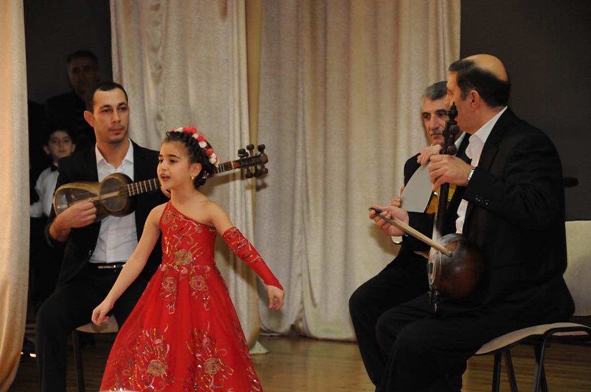 Первый шаг на сцену юных артистов (ФОТО)