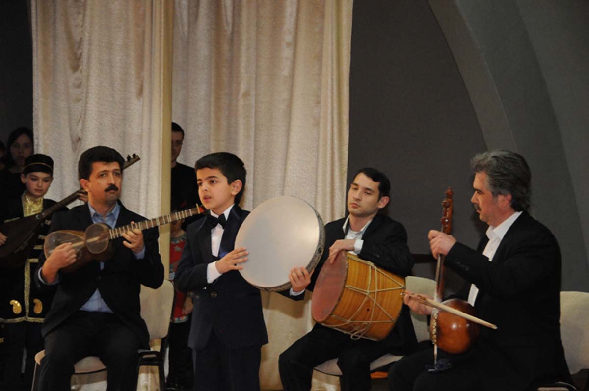 Первый шаг на сцену юных артистов (ФОТО)