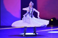 Тарана Мурадова стала самой молодой бабушкой Азербайджана (ФОТО)