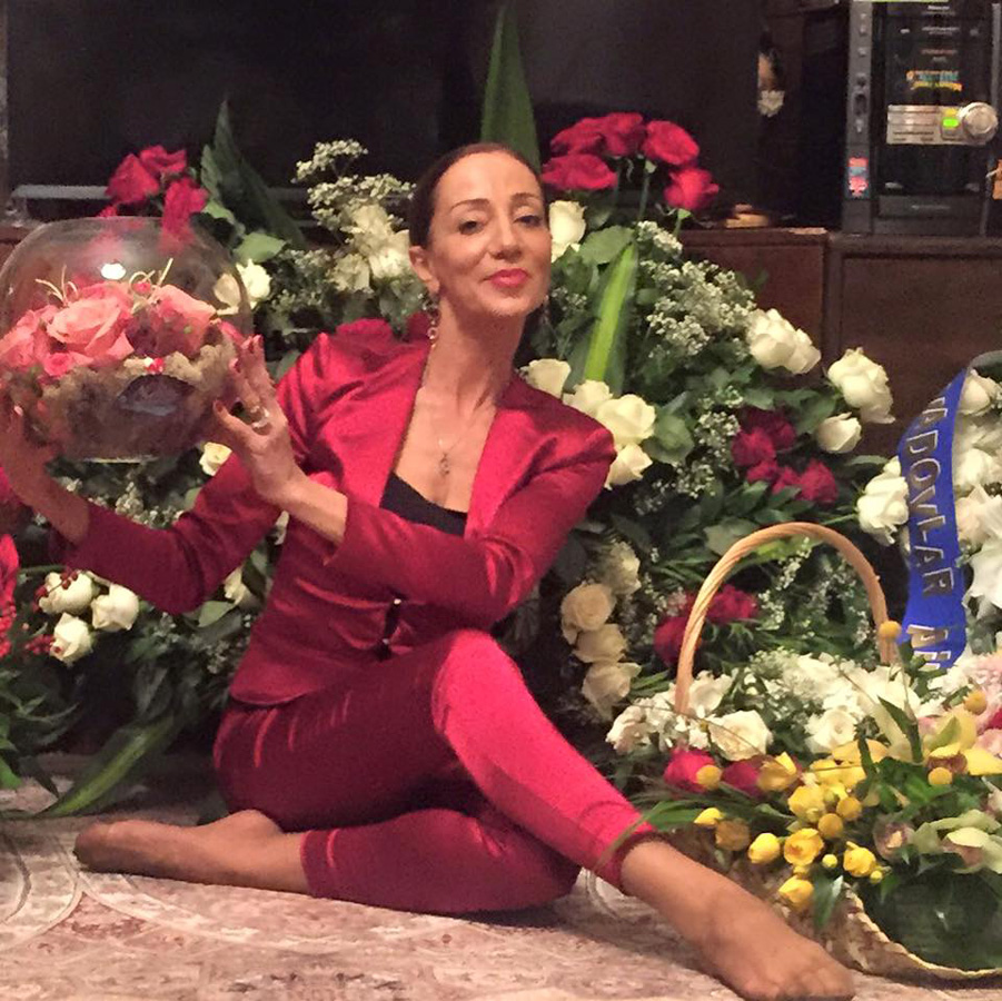 Тарана Мурадова стала самой молодой бабушкой Азербайджана (ФОТО)