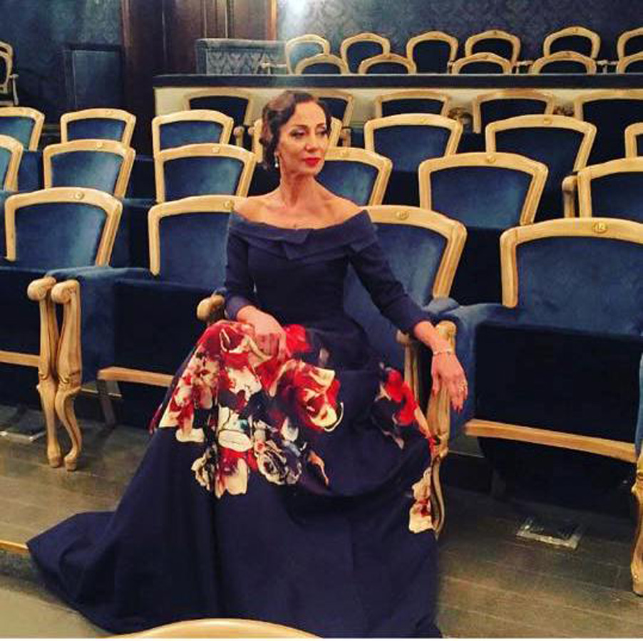 Тарана Мурадова стала самой молодой бабушкой Азербайджана (ФОТО)