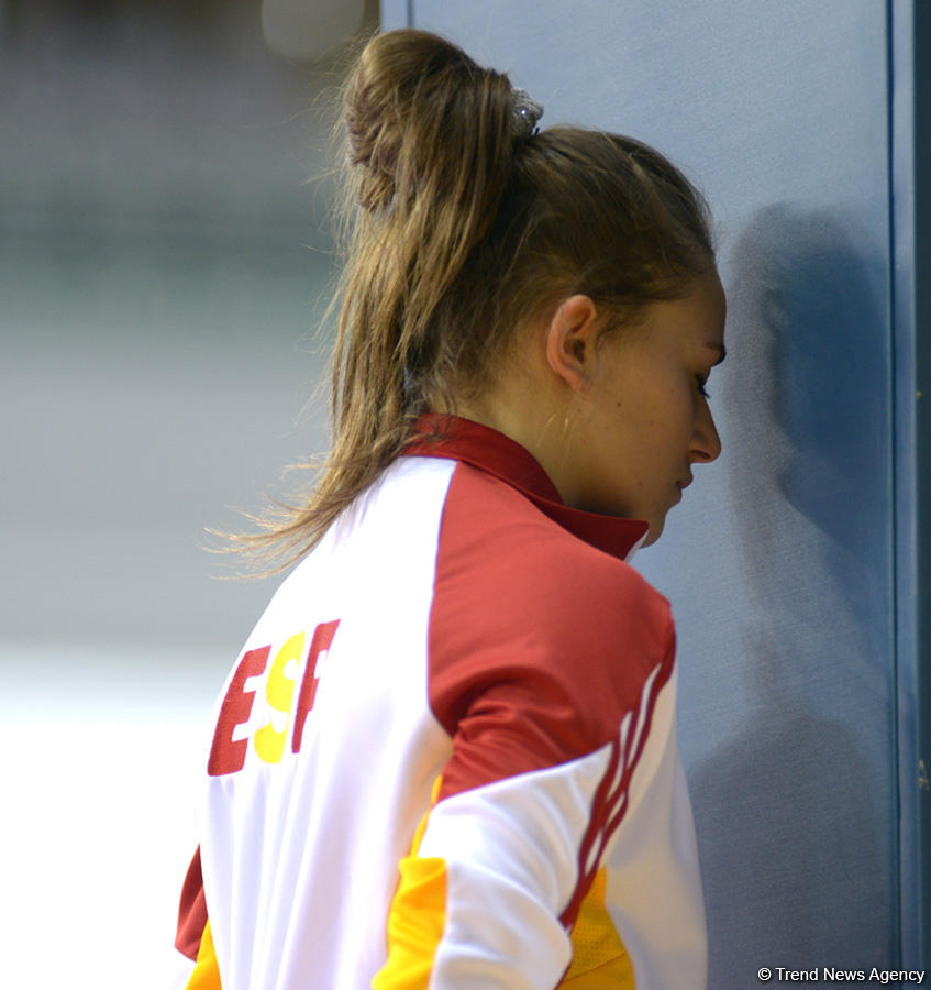 В Баку стартовал первый день соревнований Кубка мира FIG по прыжкам на батуте