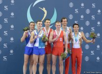 В Баку прошла церемония награждения победителей финалов Кубка мира по прыжкам на батуте (Фоторепортаж)