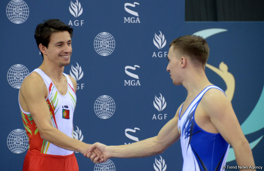 В Баку прошла церемония награждения победителей финалов Кубка мира по прыжкам на батуте (Фоторепортаж)