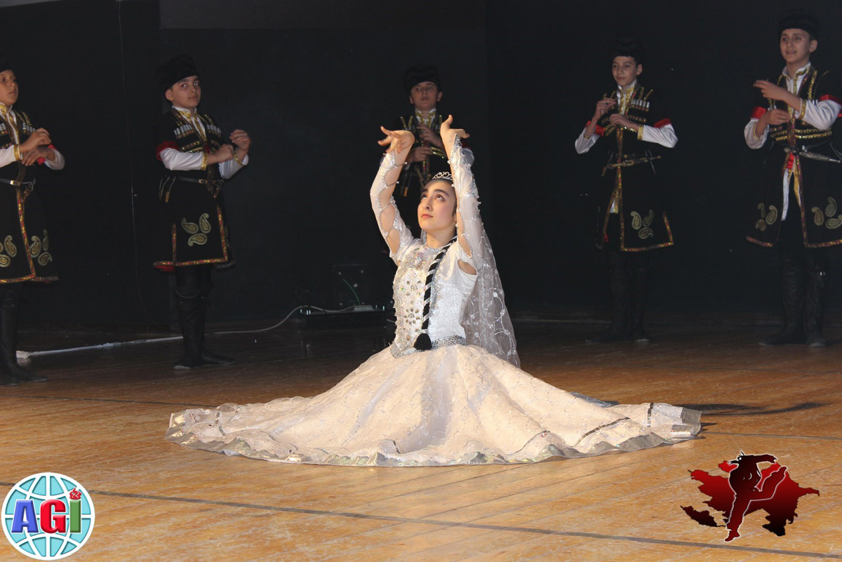 "Горящие сердца" Страны Огней на празднике Новруз (ФОТО)