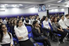 Средневековое азербайджанское зодчество в творчестве русского художника (ФОТО)