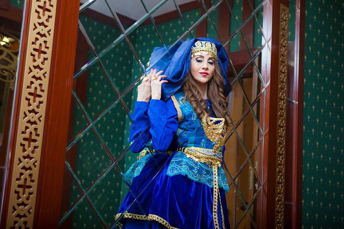 Азербайджанская актриса красочно воплотила Новруз и 8 марта (ФОТО)