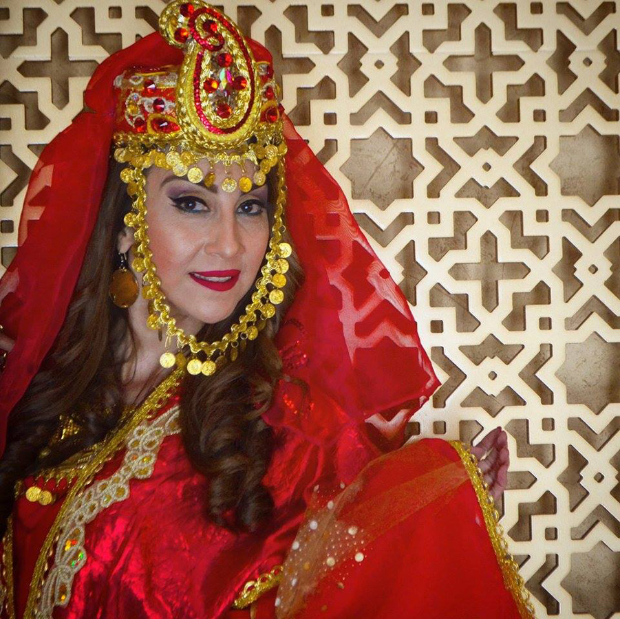 Азербайджанская актриса красочно воплотила Новруз и 8 марта (ФОТО)