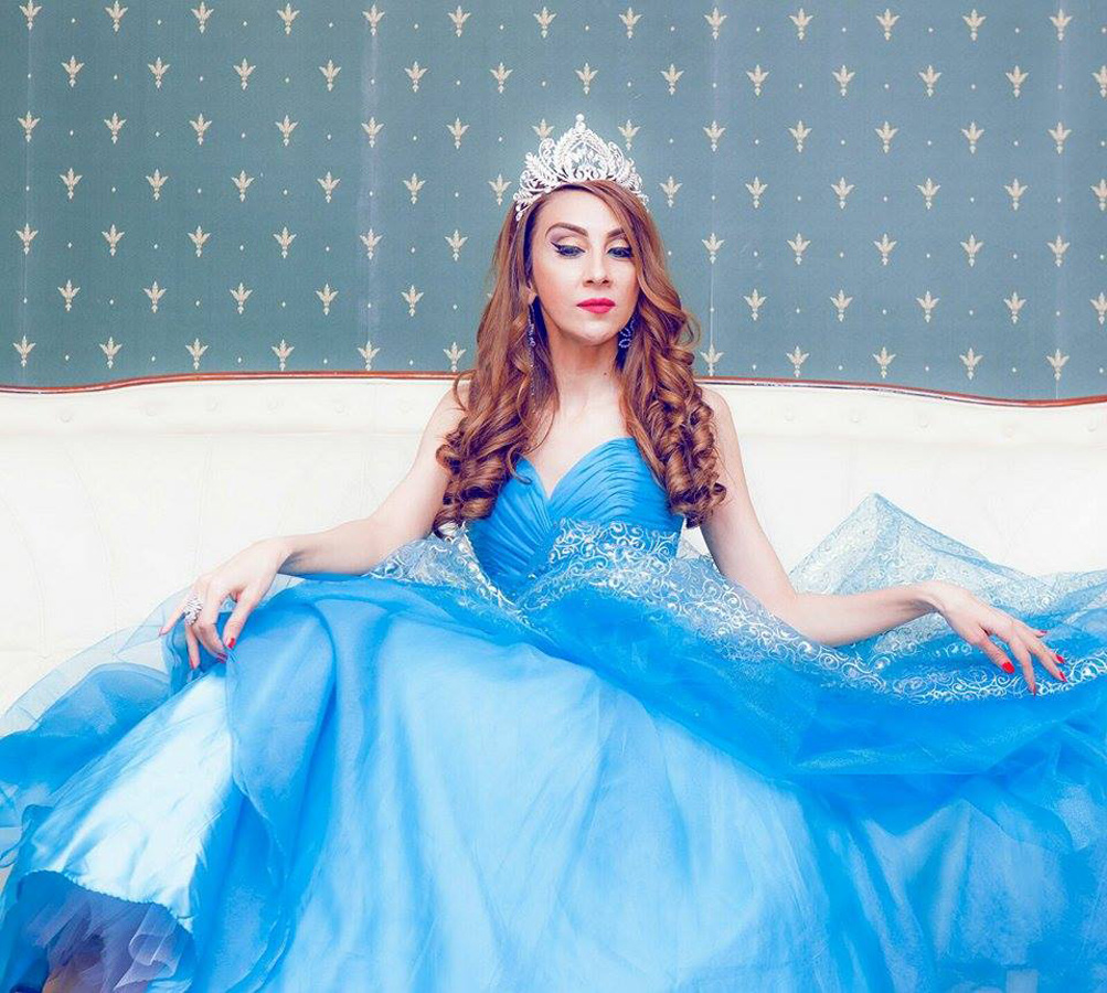 Азербайджанская актриса красочно воплотила Новруз и 8 марта (ФОТО)