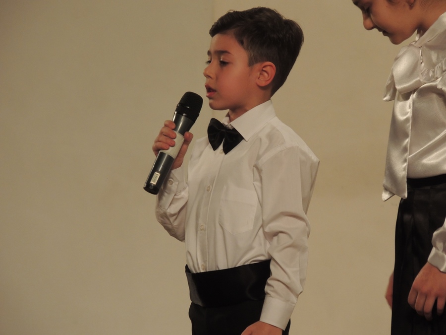 Праздничный концерт на сцене филармонии в Баку (ФОТО)