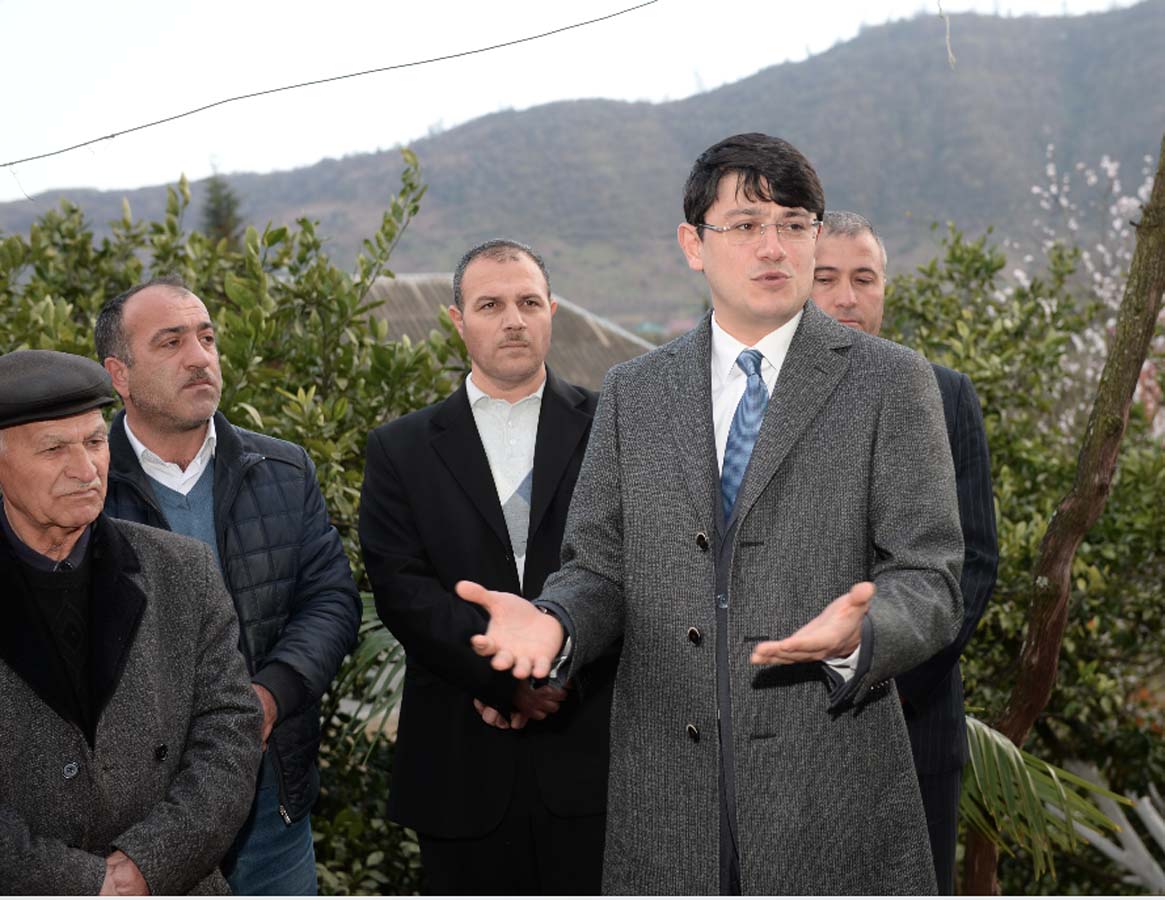 Общественное объединение "Региональное развитие" Фонда Гейдара Алиева встретилось с жителями Лянкярана и Астары (ФОТО)