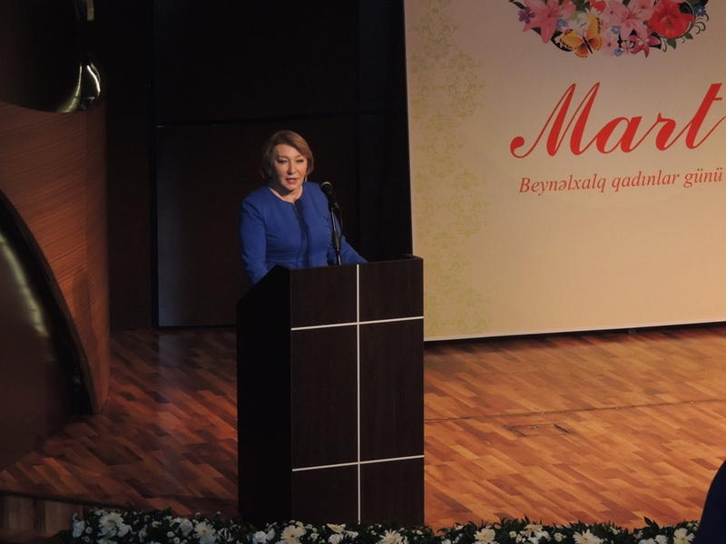 В Международном центре мугама состоялось награждение по случаю 8 марта (ФОТО)