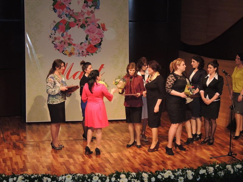 В Международном центре мугама состоялось награждение по случаю 8 марта (ФОТО)