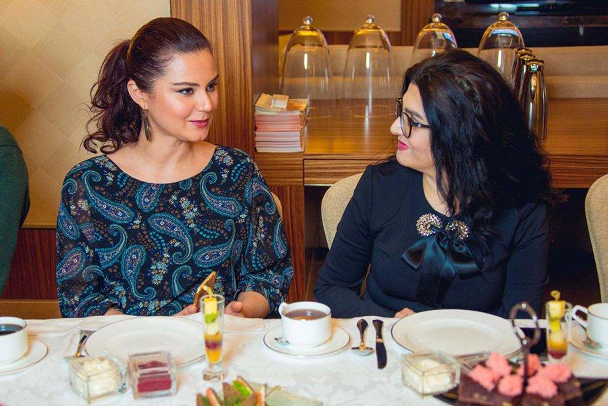 "Не выглядеть молодым, а быть молодым" - интересная встреча в Баку (ФОТО, ВИДЕО)