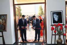 В Узбекистане открылась персональная выставка Юсифа Гусейнова (ФОТО)