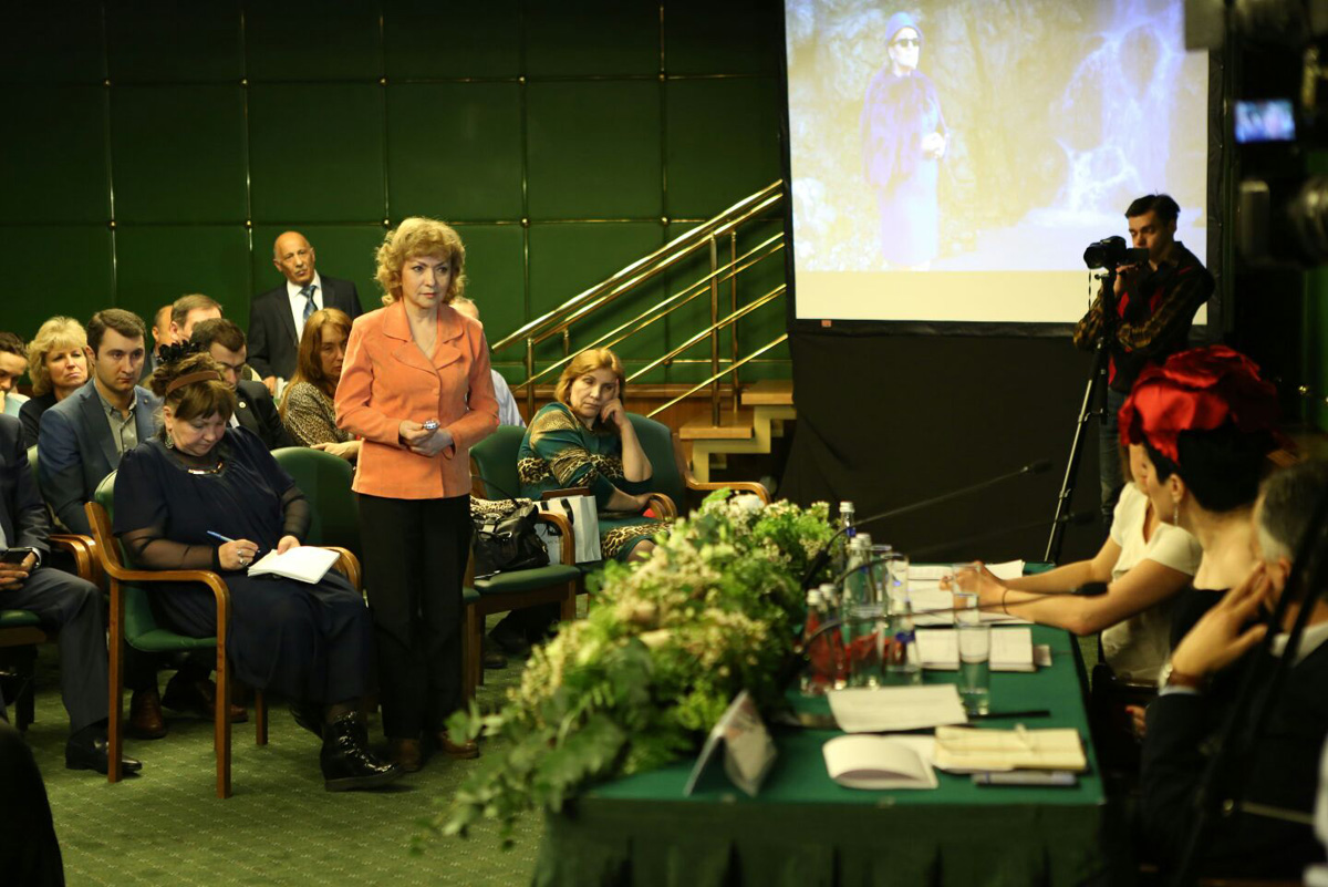 В Москве прошла пресс-конференция азербайджанского феномена Нуриды Курбановой (ВИДЕО, ФОТО)