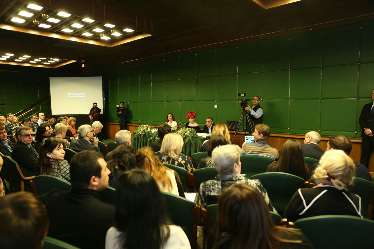 В Москве прошла пресс-конференция азербайджанского феномена Нуриды Курбановой (ВИДЕО, ФОТО)