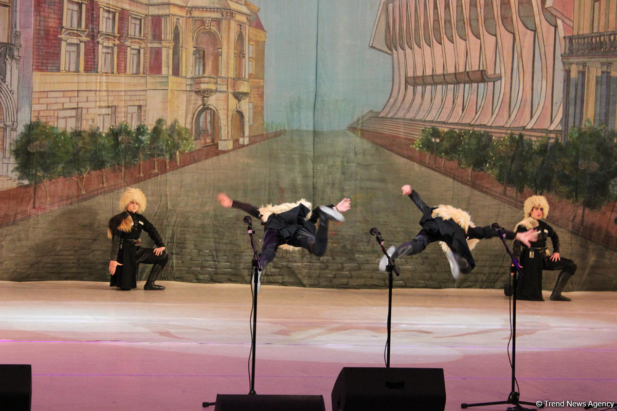 Грузины исполнили гимн Азербайджана – потрясающий праздник танца в Баку  (ФОТО, ВИДЕО)