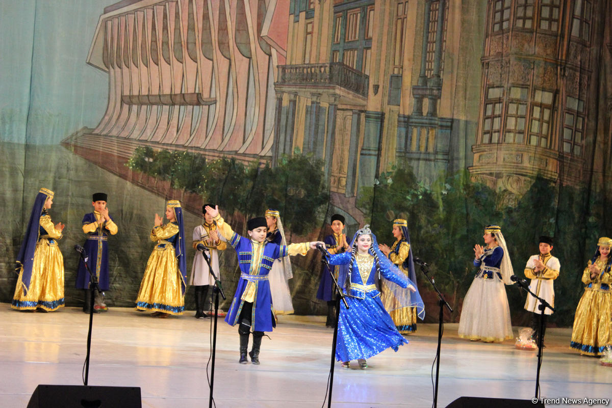 Грузины исполнили гимн Азербайджана – потрясающий праздник танца в Баку  (ФОТО, ВИДЕО)