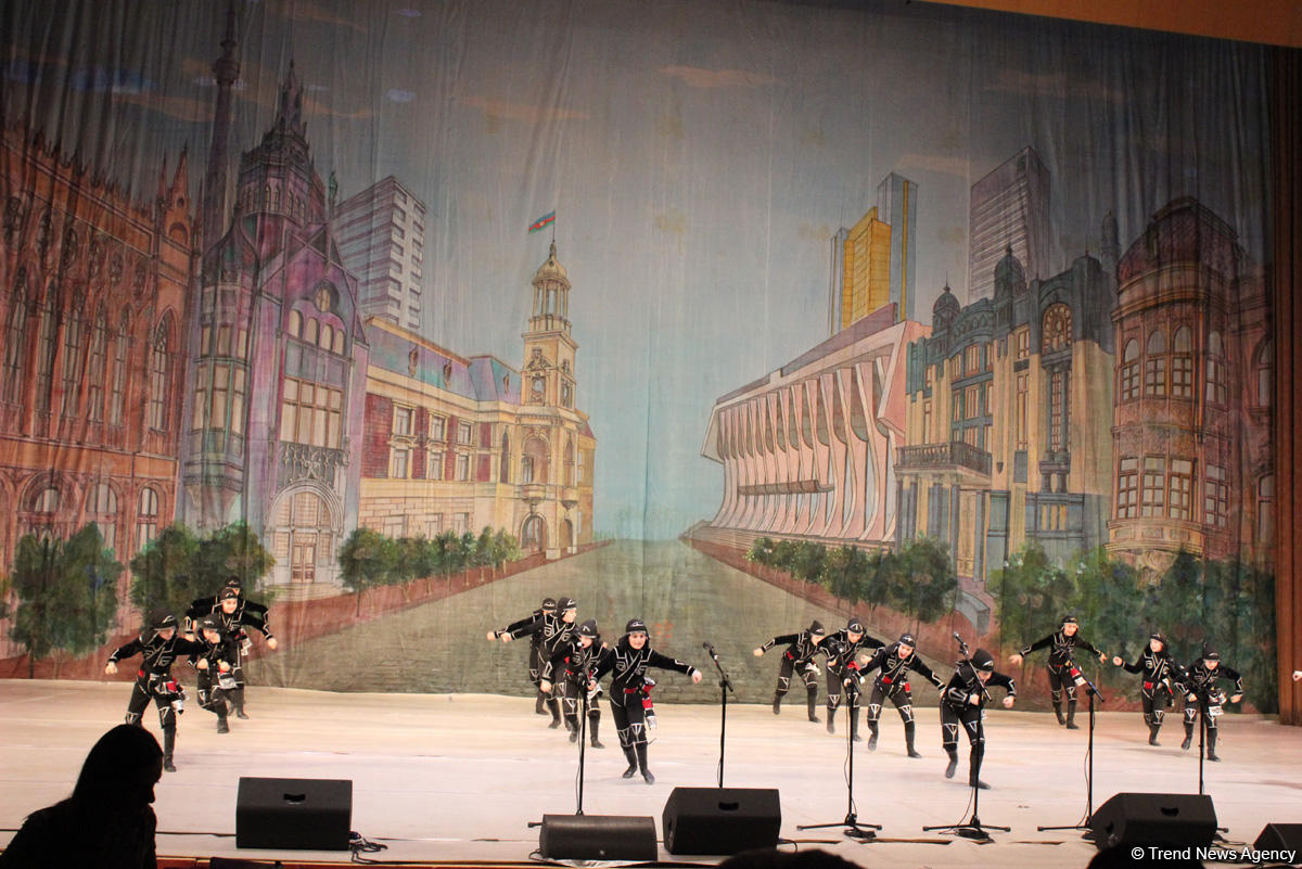 Грузины исполнили гимн Азербайджана – потрясающий праздник танца в Баку  (ФОТО, ВИДЕО)