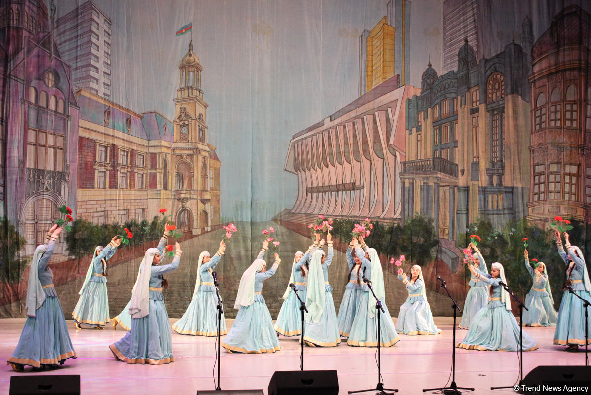 Грузины исполнили гимн Азербайджана – потрясающий праздник танца в Баку  (ФОТО, ВИДЕО)