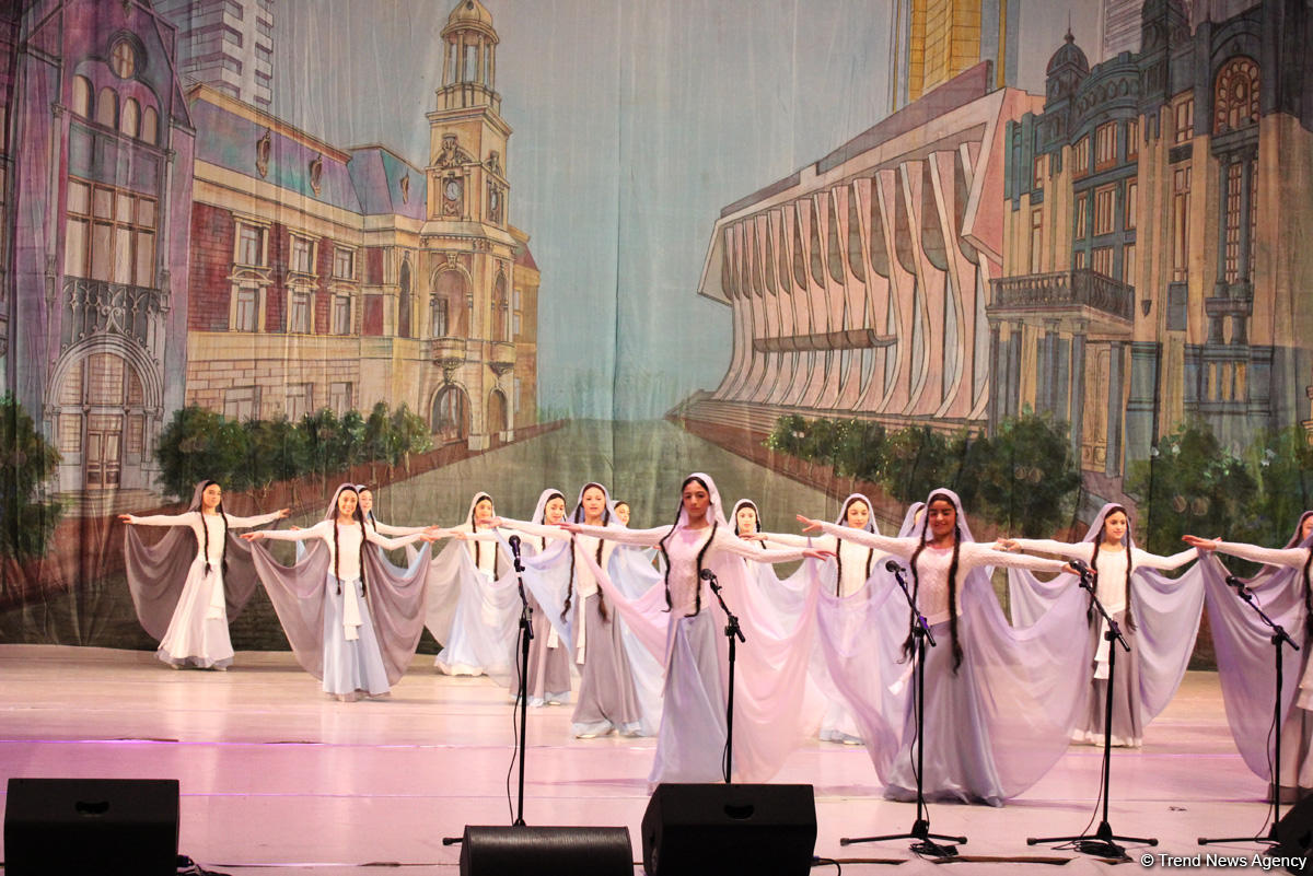 Грузины исполнили гимн Азербайджана – потрясающий праздник танца в Баку  (ФОТО, ВИДЕО)